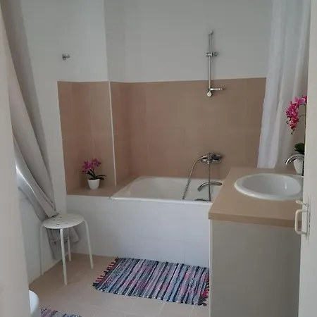 Town With Panoramic Seaview 아파트